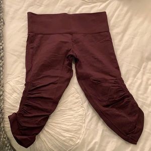 Lululemon In The Flow workout leggings